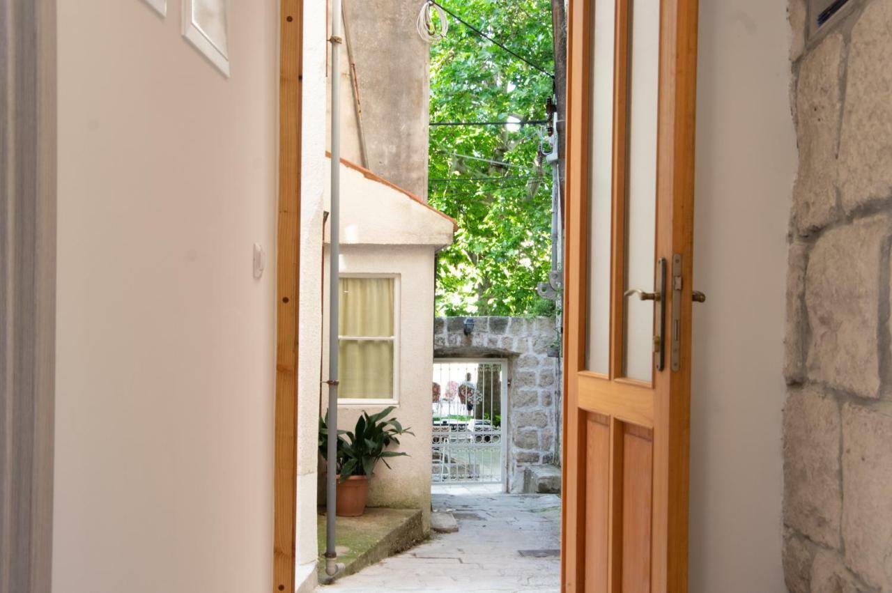 Apartments Giro Korcula エクステリア 写真