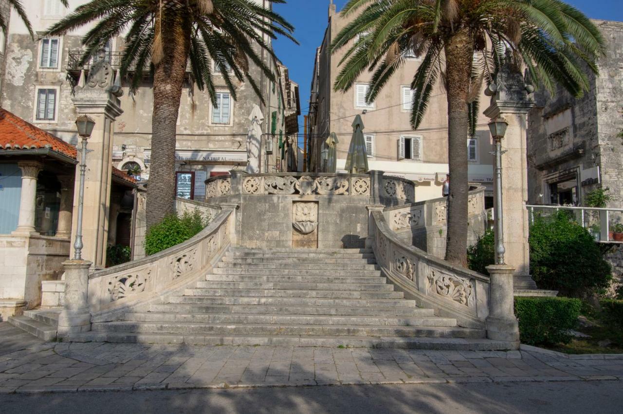 Apartments Giro Korcula エクステリア 写真
