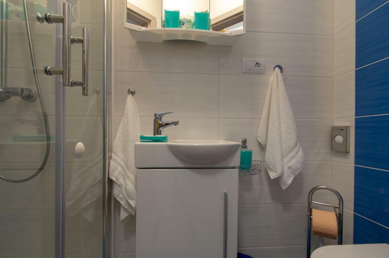 Apartments Giro Korcula エクステリア 写真